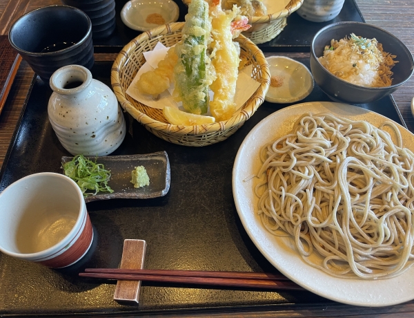 人気のお蕎麦屋さん🌱