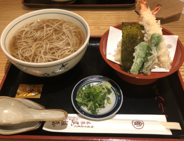 室町時代創業　本家尾張屋のお蕎麦