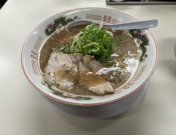 東山丸太町　ラーメンと餃子